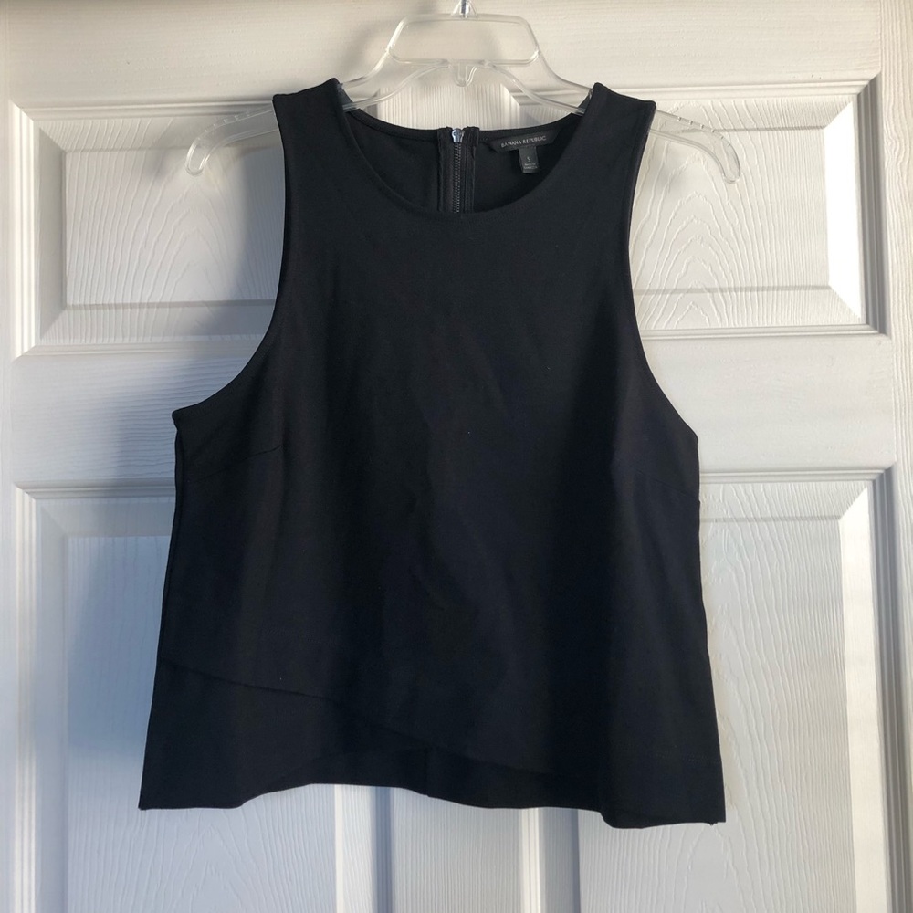 Black tank top layer